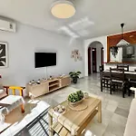 아파트 Near Playa Serena & Golf Club 로쿠타스드마르